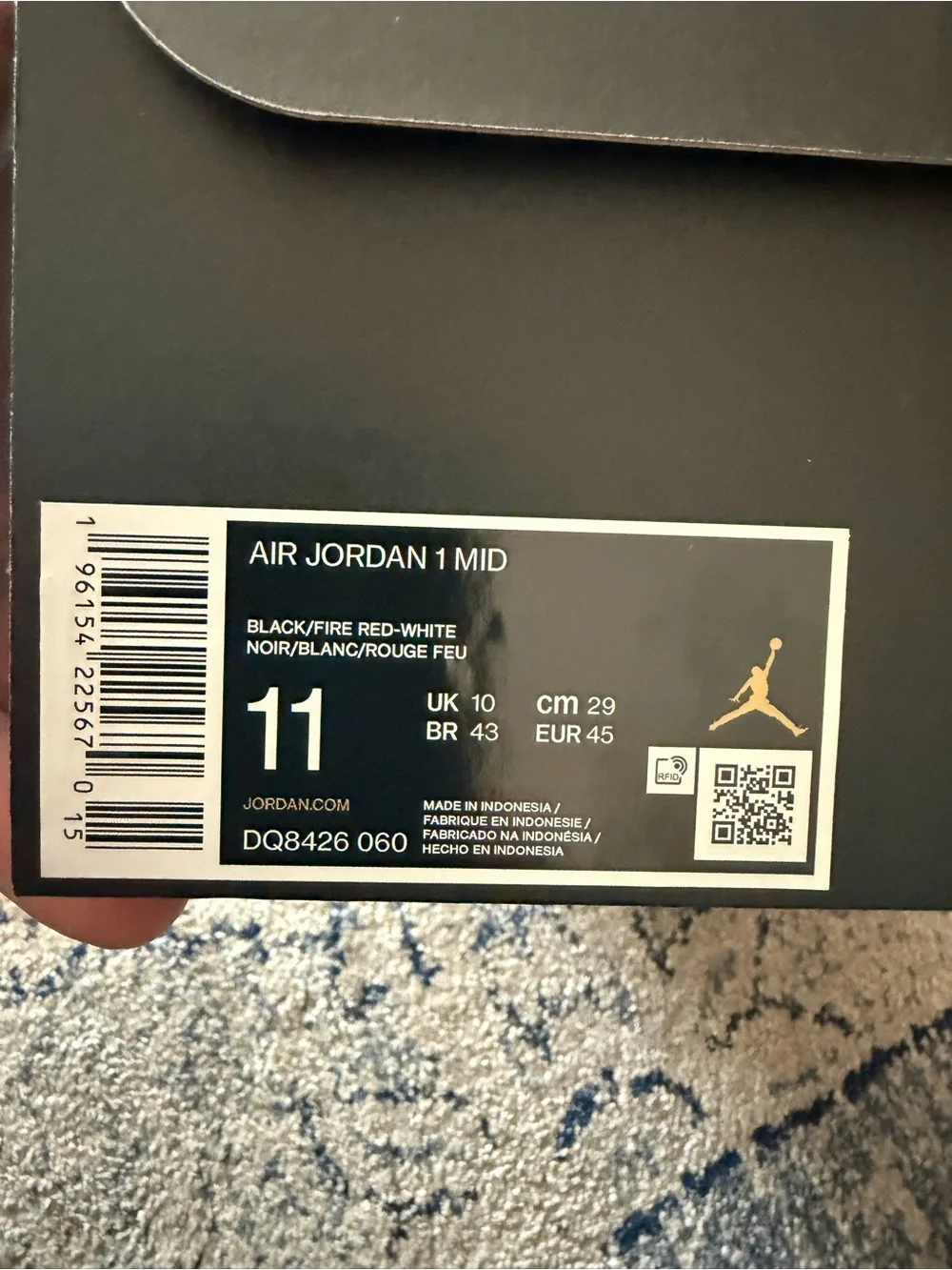 2022 Air Jordan 1 Mid 'Alternate Bred'